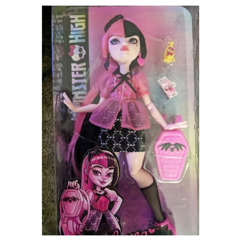 Monster High Day Out Draculaura doll